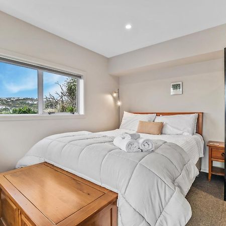 Gatehouse On The Bay - Christchurch Holiday Unit Екстер'єр фото